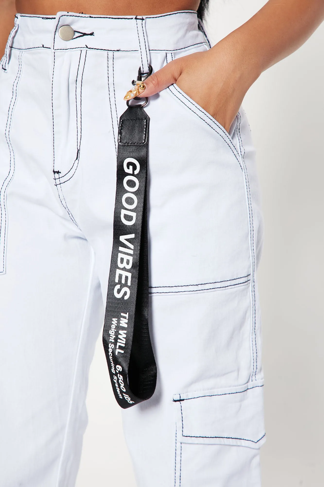 Always Good Vibes Cargo Pants 30 - White