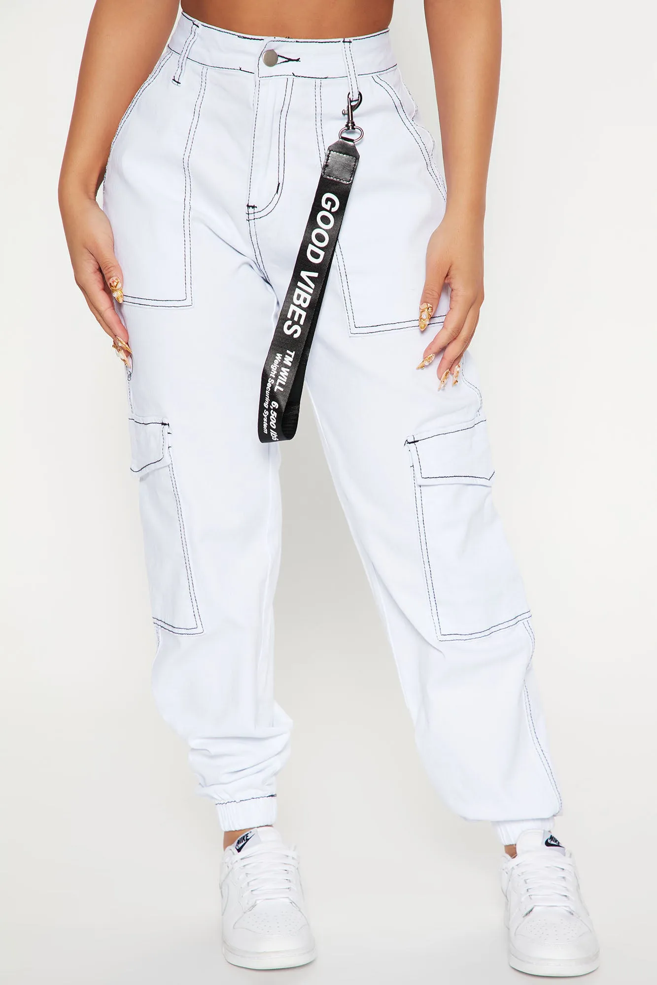 Always Good Vibes Cargo Pants 30 - White