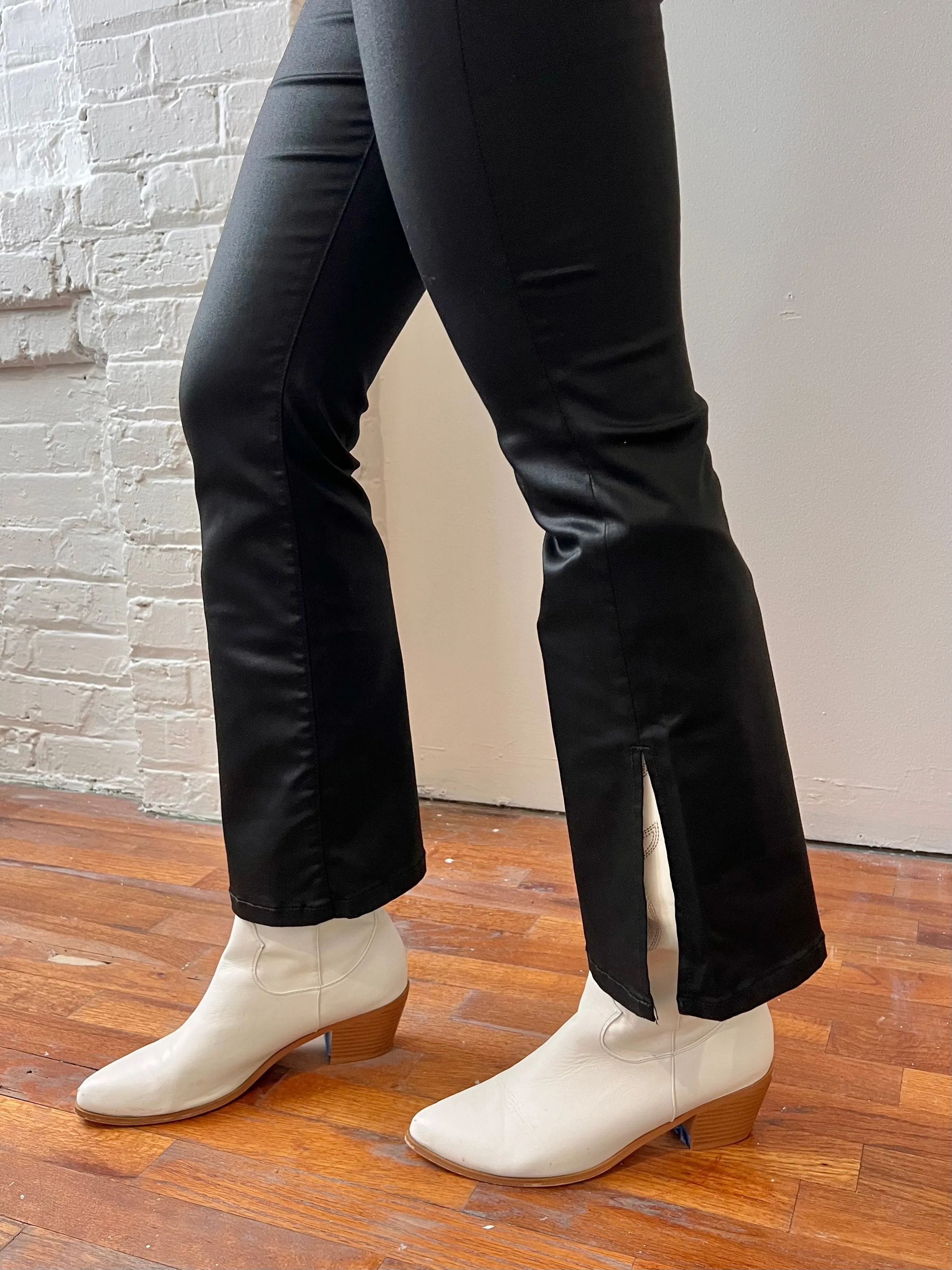 HALSEY HIGH RISE BOOTCUT JEANS IN BLACK