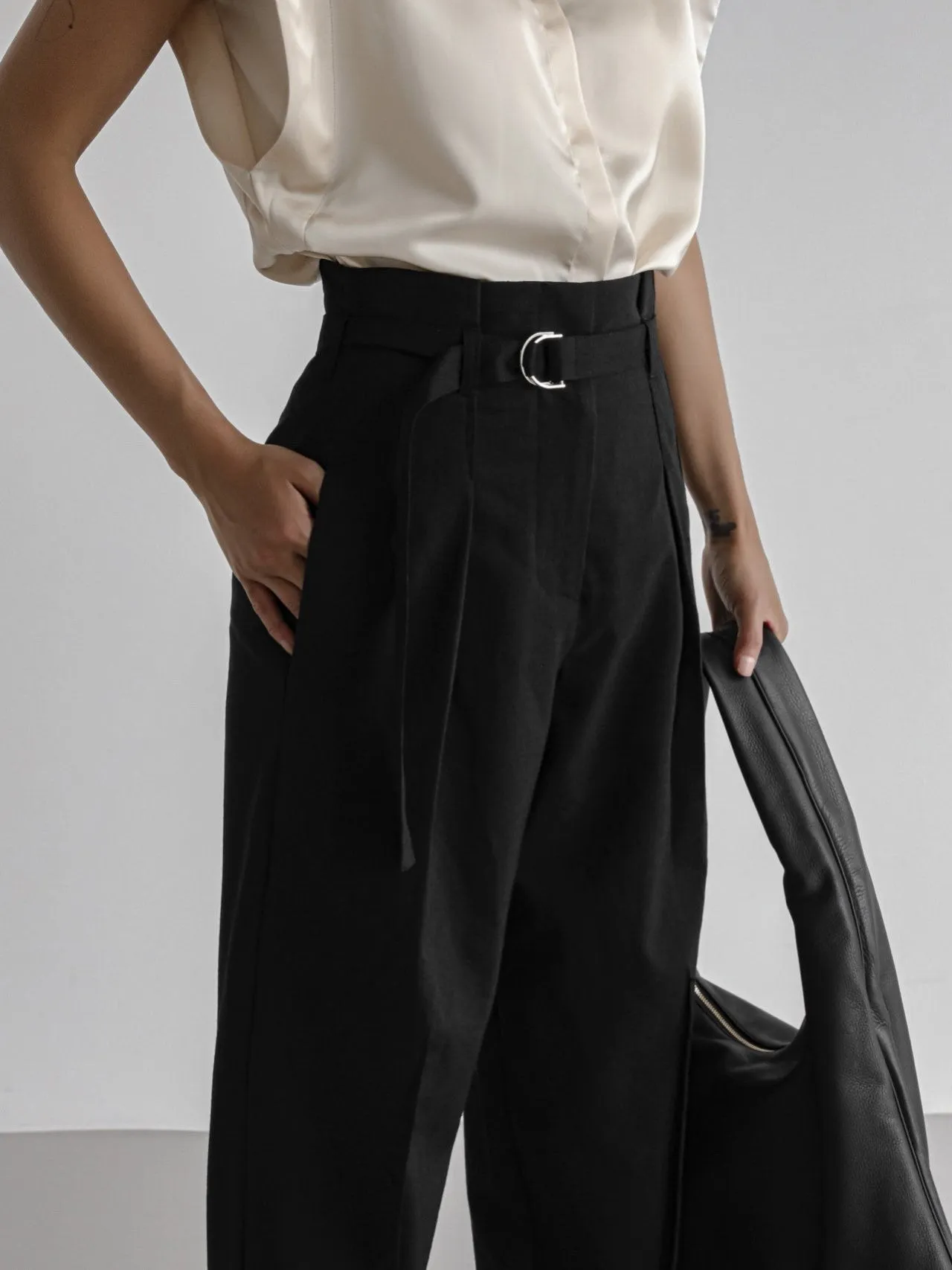 HIGH WAISTED BELTED LINEN SLACKS