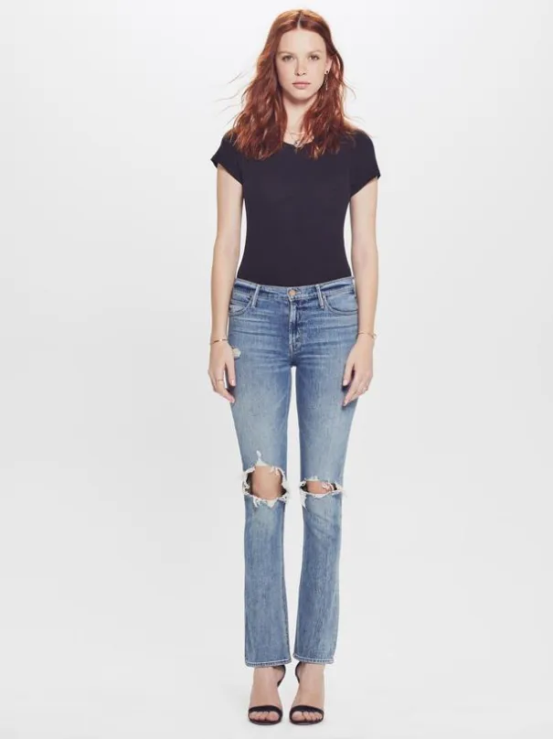 MOTHER - The Runaway Weekender Jeans in Helter Skelter