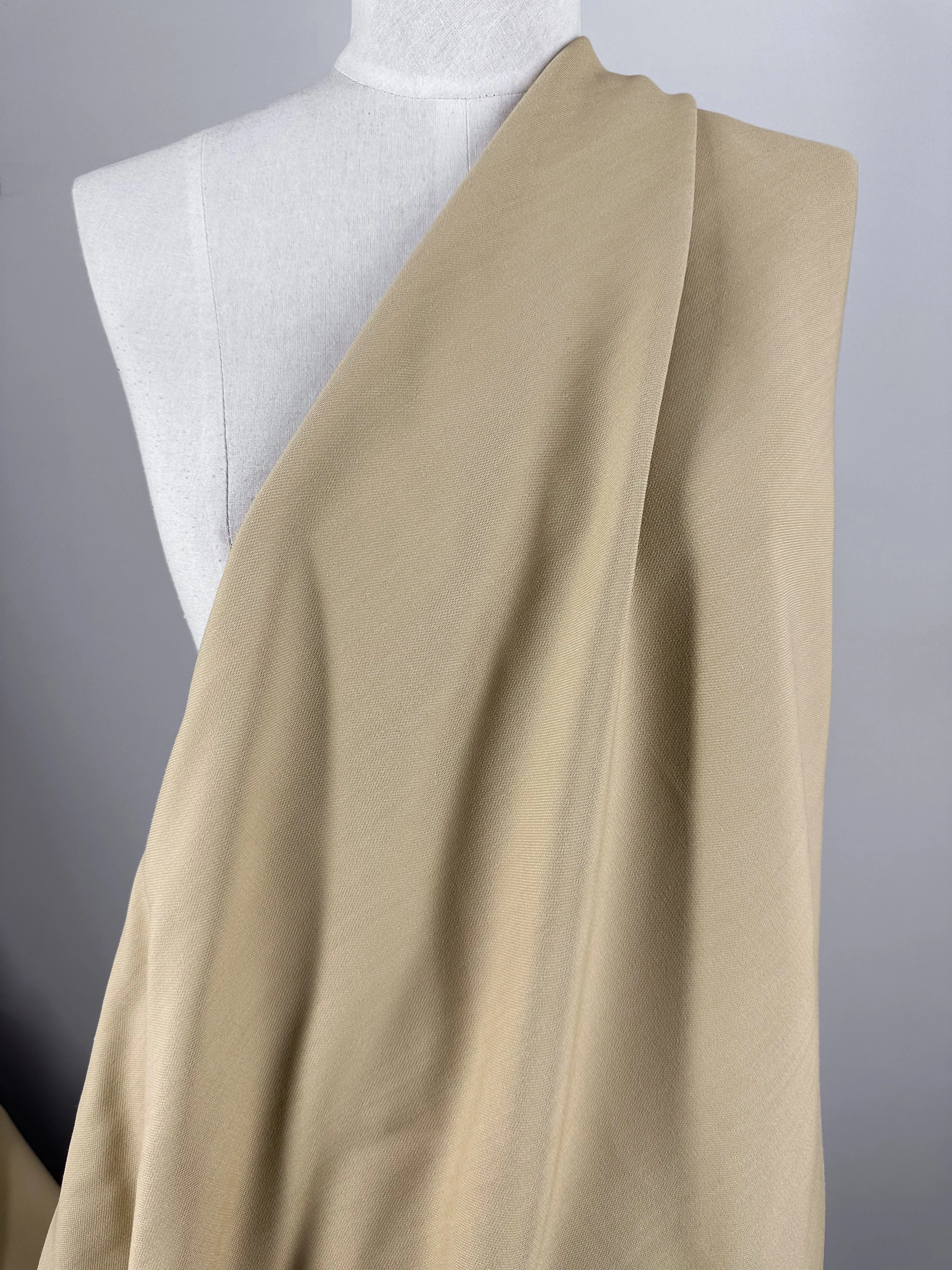 Stretch Viscose Suiting - Pebble - 130cm