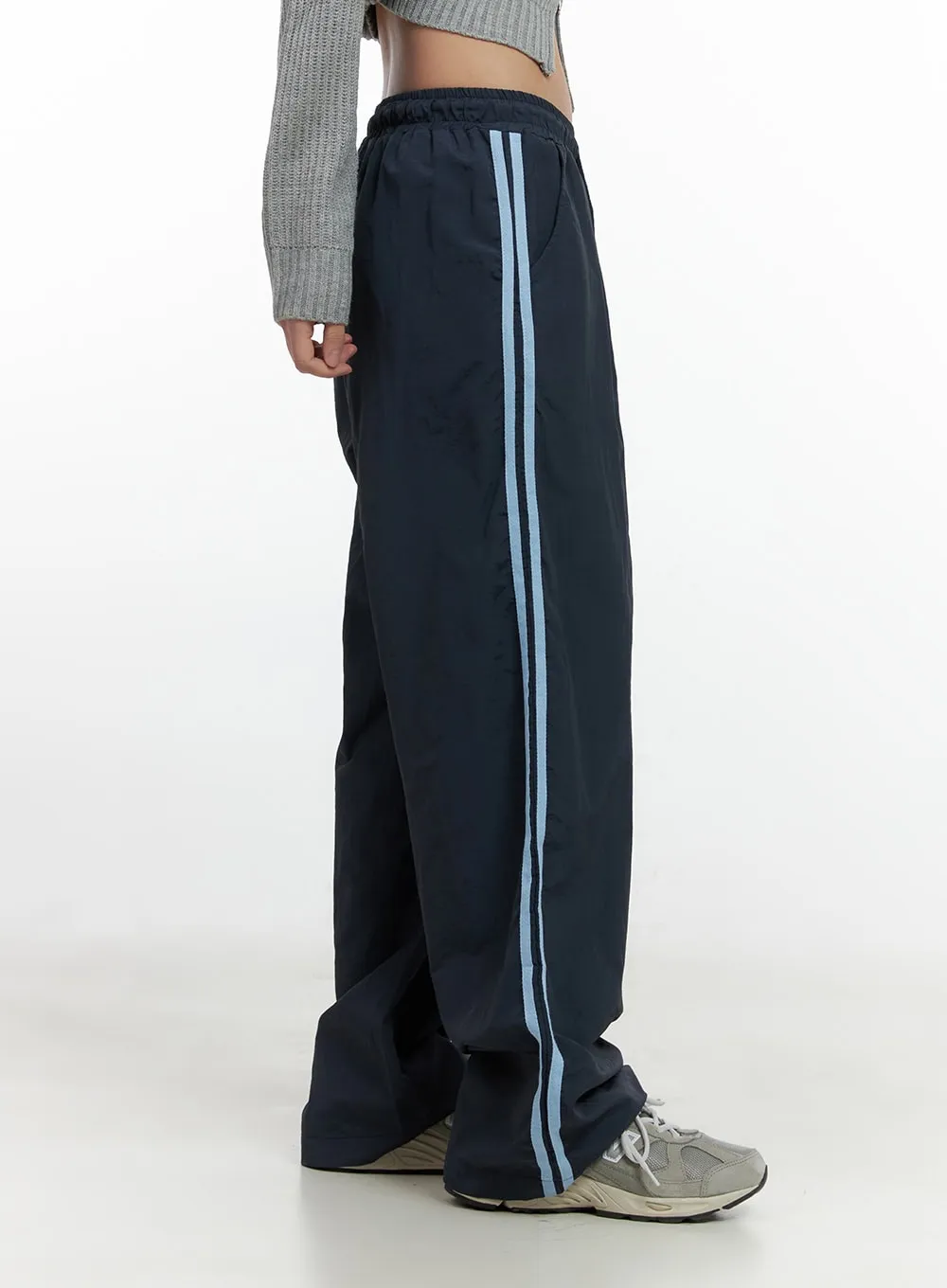 Wide-Leg Contrast Track Pants CN412