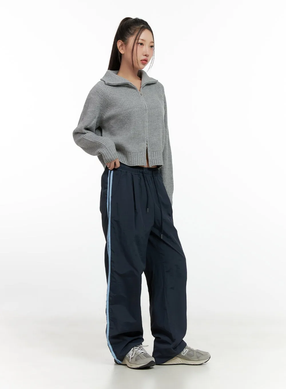 Wide-Leg Contrast Track Pants CN412